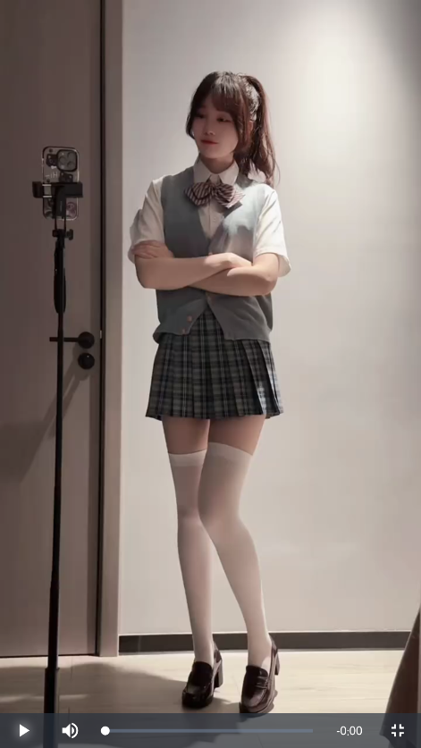 黯笙爱看小姐姐app在线观看美女视频截图4